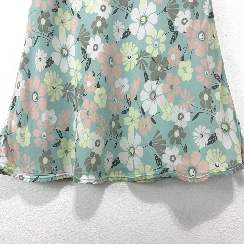 H&M- Mint Floral Midi Skirt Size 4_4